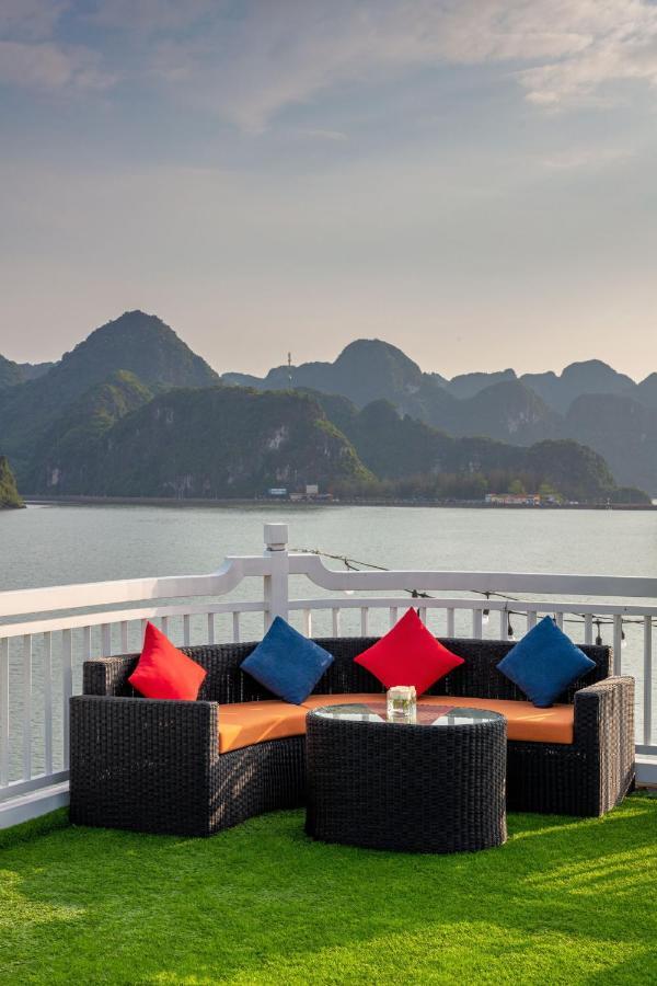 Отель Le Journey Luxury Cruise Халонг Экстерьер фото